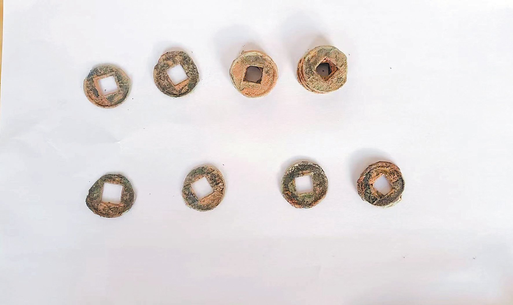 乐安县城郊出土汉代五铢钱_抚州新闻网